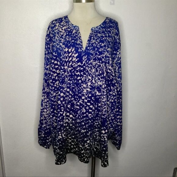 Catherine's- Womens Plus Size Blue Color Fade Ombré V-Neck Blouse,Size 2X 22/24W - Picture 1 of 15